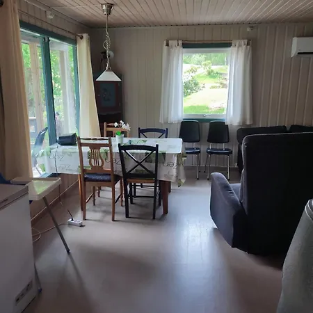 Hagestadhytteutleie Strandheim *