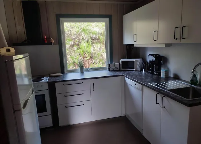 Strandheim Two-bedroom Lodge Birkeland