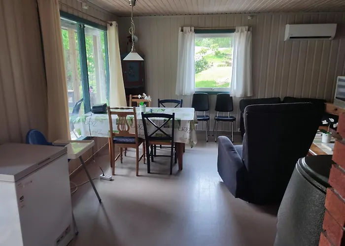 Hagestadhytteutleie Strandheim *